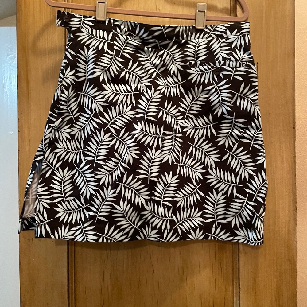 Golf skort